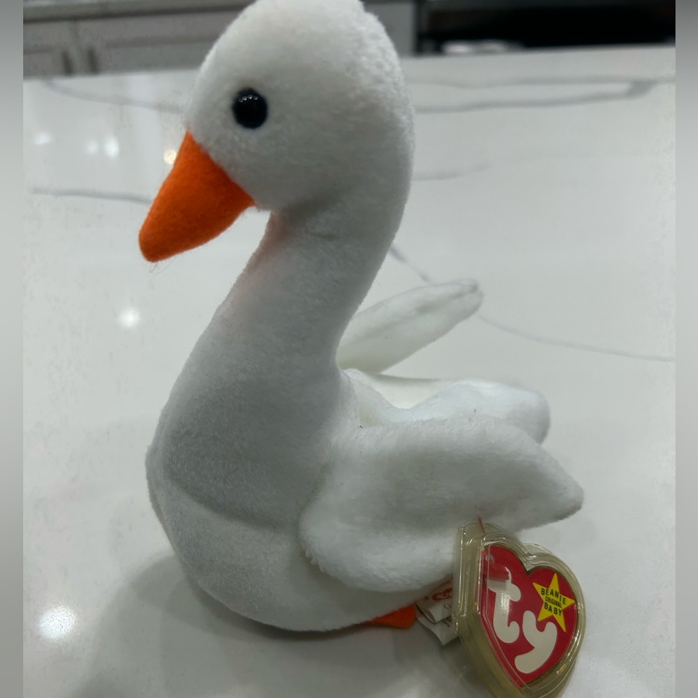 Rare Beanie Babie Gracie with PVC pellets & errors